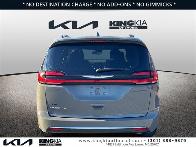 2022 Chrysler Pacifica Touring L | Clean Carfax