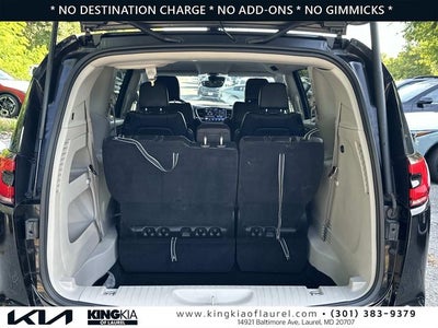 2023 Chrysler Pacifica Touring L