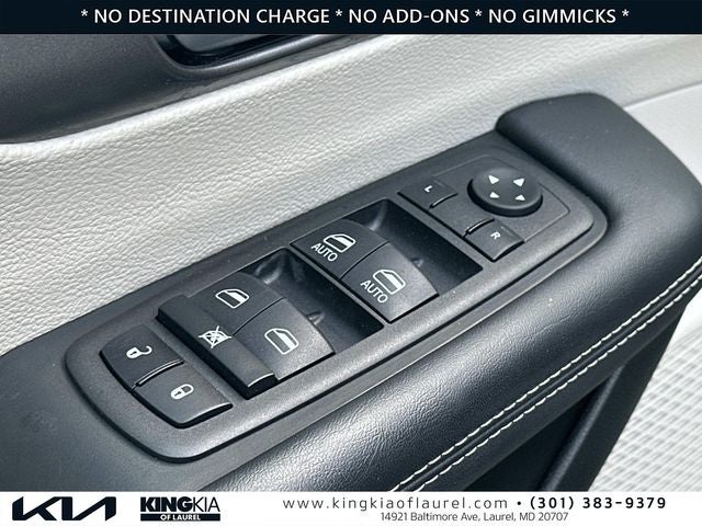 2023 Chrysler Pacifica Touring L