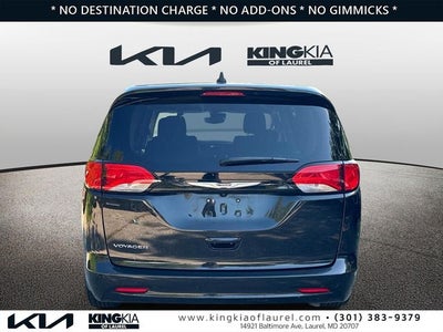2023 Chrysler Voyager LX