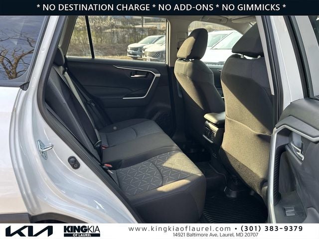 2025 Toyota RAV4 XLE