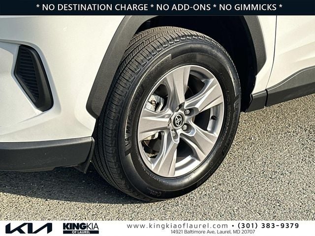 2025 Toyota RAV4 XLE