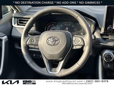 2025 Toyota RAV4 XLE