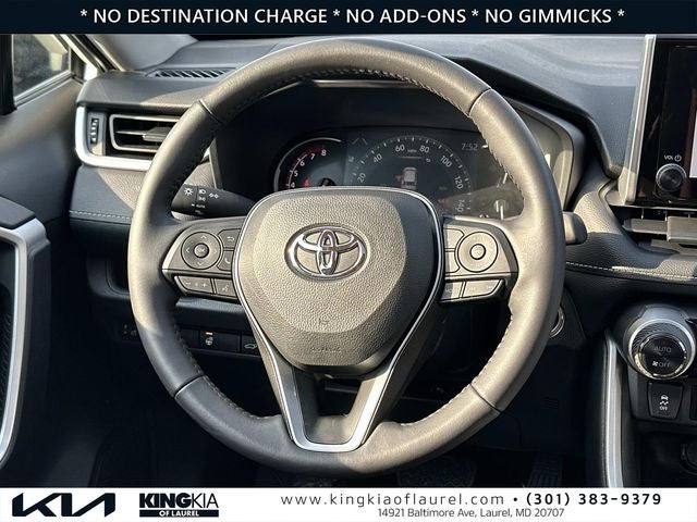 2025 Toyota RAV4 XLE