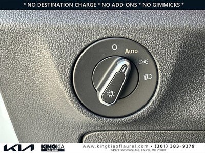 2024 Volkswagen Jetta 1.5T SEL | Low Miles
