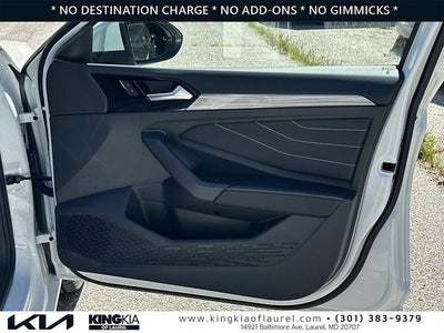 2024 Volkswagen Jetta 1.5T SEL | Low Miles
