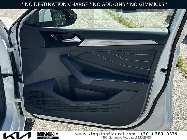 2024 Volkswagen Jetta 1.5T SEL | Low Miles