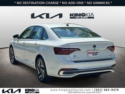 2024 Volkswagen Jetta 1.5T SEL | Low Miles