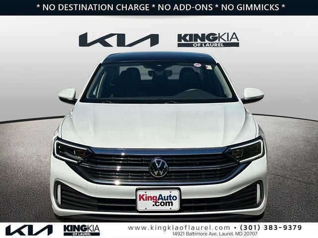 2024 Volkswagen Jetta 1.5T SEL | Low Miles