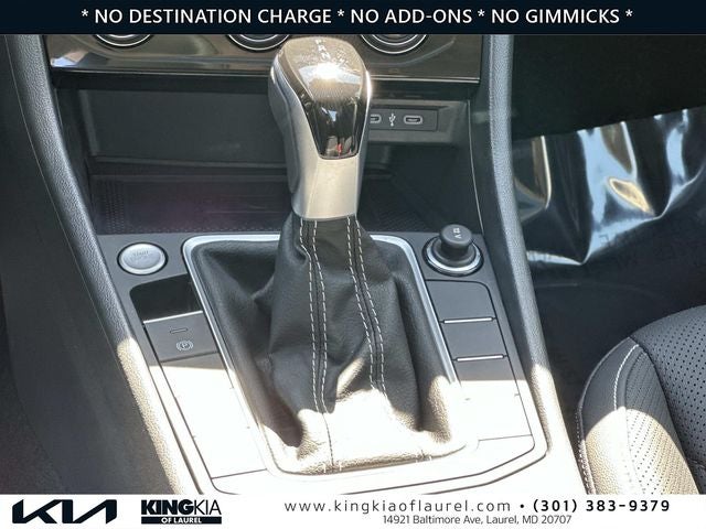 2024 Volkswagen Jetta 1.5T SEL | Low Miles