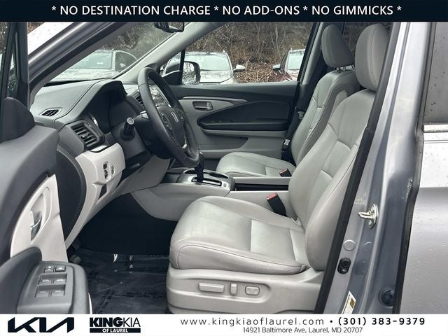 2017 Honda Pilot EX-L w/Rear Entertainment System