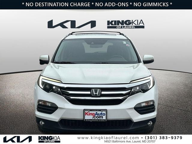 2018 Honda Pilot Touring | AWD - Low Miles