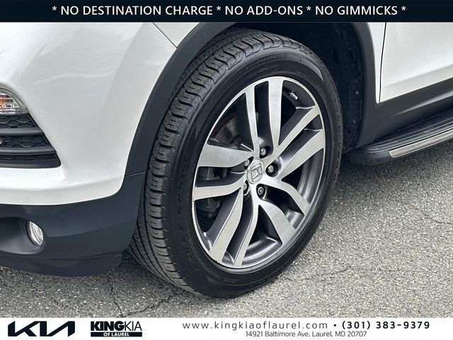 2018 Honda Pilot Touring | AWD - Low Miles