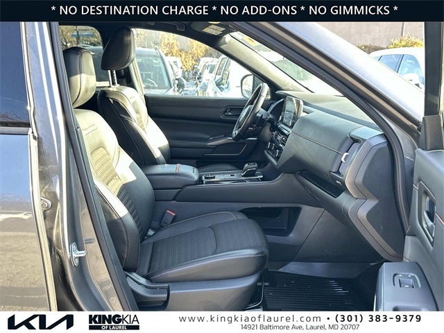 2023 Nissan Pathfinder Rock Creek | 4WD | Clean Carfax