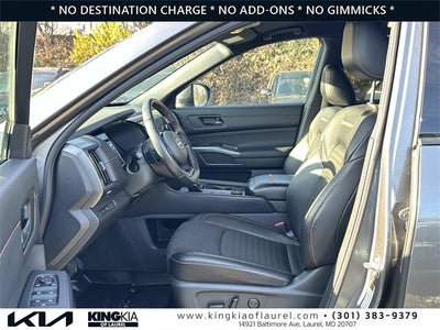 2023 Nissan Pathfinder Rock Creek | 4WD | Clean Carfax