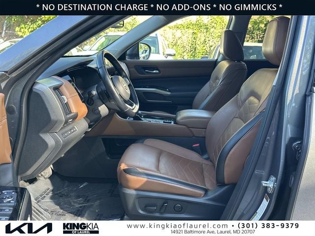 2022 Nissan Pathfinder Platinum