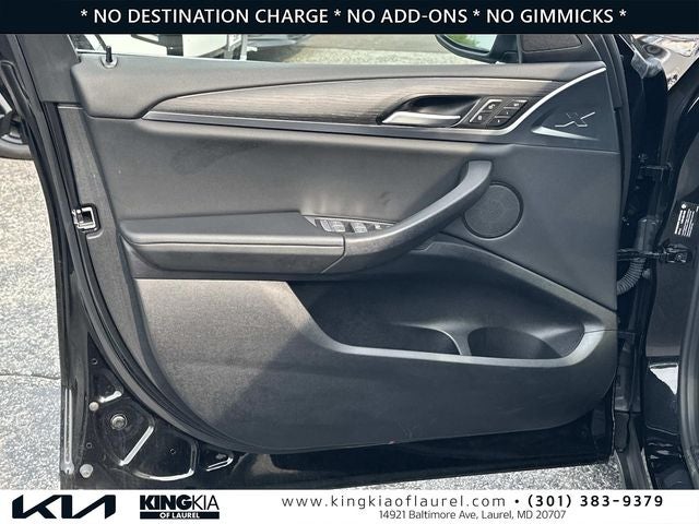 2024 BMW X4 xDrive30i