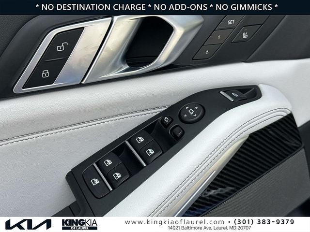 2025 BMW X5 M60i