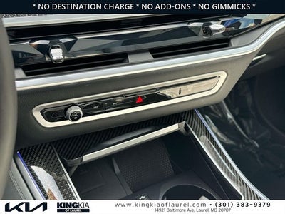 2025 BMW X5 M60i