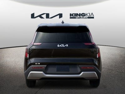 2026 Kia EV9 Light Long Range