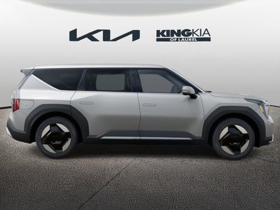 2026 Kia EV9 Light Long Range