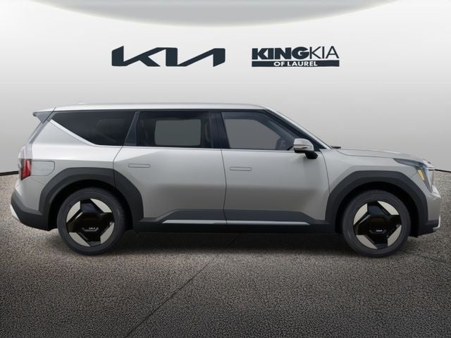 2026 Kia EV9 Light Long Range