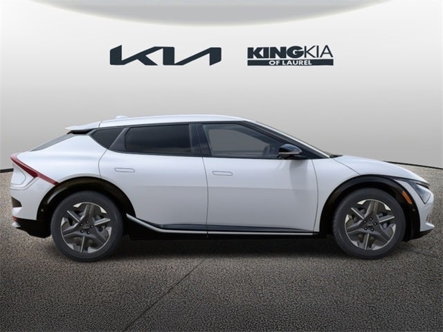 2025 Kia EV6 Light