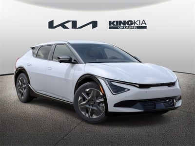 2025 Kia EV6 Light