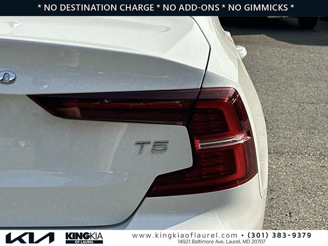 2021 Volvo S60 T5 Momentum | Low Miles
