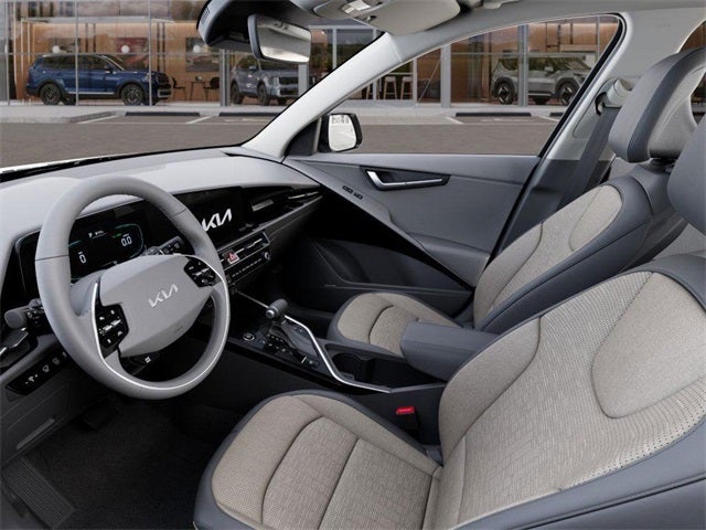 2025 Kia Niro SX