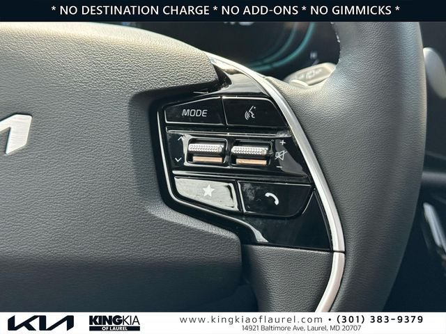 2025 Kia Niro SX