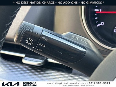 2023 Kia Carnival LX Seat Package