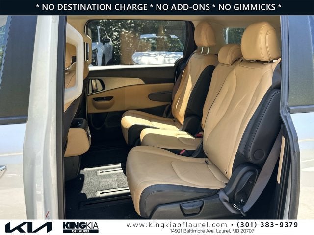 2023 Kia Carnival LX Seat Package