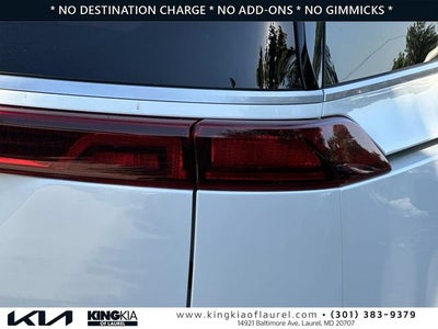 2023 Kia Carnival LX Seat Package