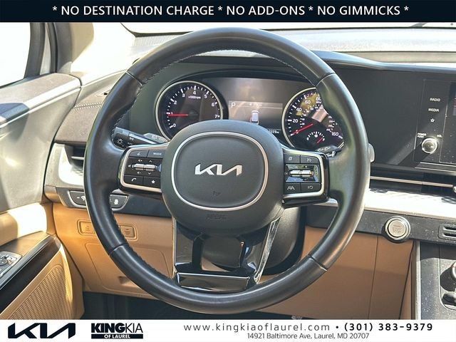 2023 Kia Carnival LX Seat Package
