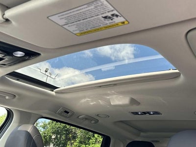 2025 Kia Carnival SX Prestige | Certified