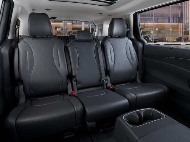 2027 Kia Carnival SX InTransit