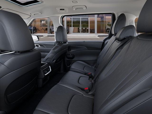 2027 Kia Carnival SX InTransit