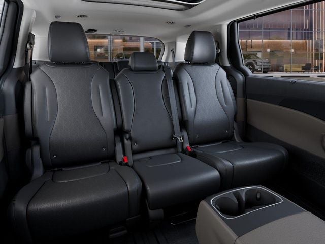 2027 Kia Carnival SX